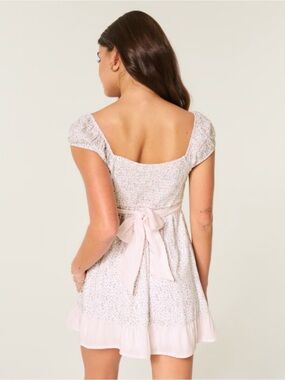 *NWOT Hollister Curvy Cap Sleeve Babydoll Mini Dress (Petite length/Size S)